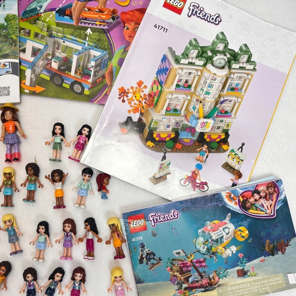 LEGO Friends Creator 14 LB Bulk Lot + 50 Minifigures + 7 Manuals + 4 Storage Box